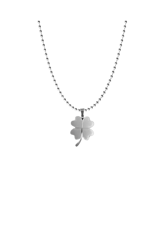 “Clover Chain” 🍀